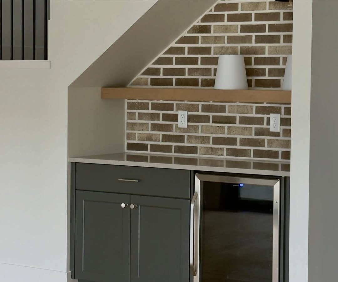 Custom niche and trim detail, Naples FL